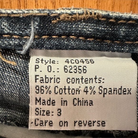 Y2K Ladies flared MUDD denim jeans - Picture 3 of 10